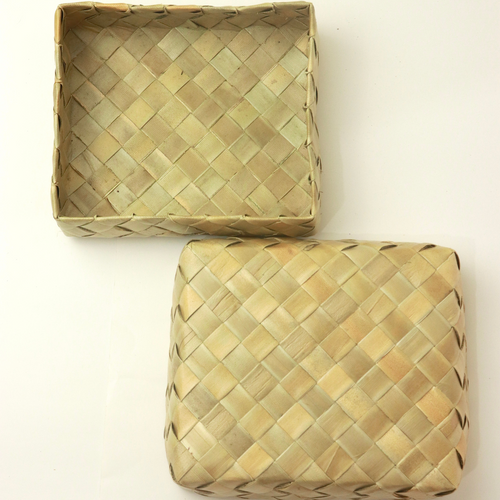 Biodegradable Tampipi gift box for sustainable MAGWAI products